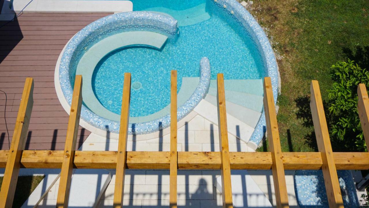 Villa Siga マリ・ストン エクステリア 写真